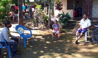 Upaya-Cegah-Penyebaran-Virus-Corona-Covid-19,-Bhabinkamtibmas-Kelurahan-Penfui-Menghimbau-Warga-Tetap-Jaga-Kebersihan