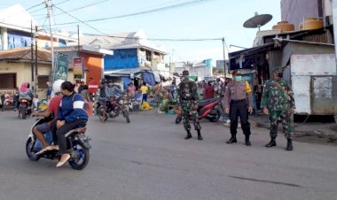 atgas-Aman-Nusa-II-Polres-Belu-Bersama-Gugus-Tugas-Covid-19-Tertibkan-Penggunaan-Masker-dan-Tempat-Jualan
