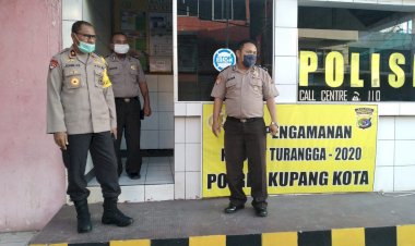 Cek-Pos-Pam-Ketupat-2020,-Wakapolda-NTT-:-Laksanakan-Tugas-Dengan-Baik-dan-Profesional