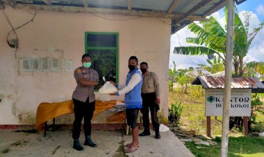 Meringankan-Beban-Masyarakat,-Polsek-Amanatun-Selatan-Salurkan-Bansos-Polri-Kepada-Masyarakat-Kurang-Mampu-Terdampak-Covid-19