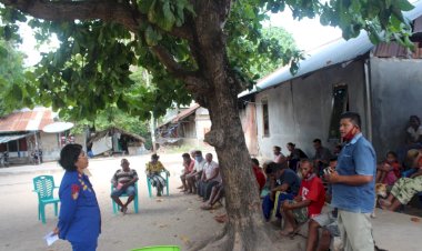 Ditpolair-Polda-NTT-Gelar-Sosialisasi-Giat-6-Quick-Wins-dengan-Masyarakat-Pesisir-Tablolong