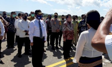 Kapolda-NTT-Dampingi-Kunjungan-Kerja-Menkopolhukam-dan-Mendagri-RI-di-Perbatasan-RI---Timor-Leste