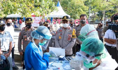 Dalam-Rangka-Hari-Bhayangkara-ke-74,-Polda-NTT-Gelar-Rapid-Test-dan-Pengurusan-SIM-Gratis