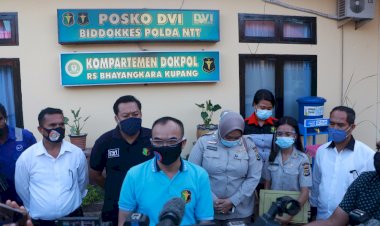 Tim-DVI-Biddokkes-Polda-NTT-Berhasil-Identifikasi-Dua-Jenazah-Korban-Laka-Laut-KM.Kasih-25-di-Perairan-Pukuafu