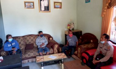 Sambangi-Tokoh-Agama,-Satbinmas-Polres-Kupang-Kota-Imbau-Terkait-Patuhi-Protokol-Kesehatan-di-Tengah-Wabah-Covid-19