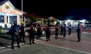 Tim-Pana-Elang-Polres-Flotim-Lakukan-Patroli-Malam-Amankan-Situasi-Kota-Eliminir-Ancaman-dan-Gangguan