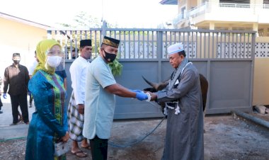 Hari-Raya-Idul-Adha-1441-H,-Polda-NTT-Distribusikan-2000-paket-daging-kurban-ke-Panti-Asuhan