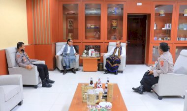 Awali-Tugas-di-NTT,-Wakapolda-NTT-Silahturahmi-ke-Kantor-Gubernur-NTT