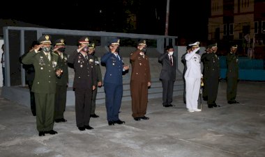 HUT-RI-ke-75,-Irwasda-Polda-NTT-Hadiri-Upacara-Penghormatan-dan-Renungan-Suci-di-TMP-Dharmaloka