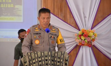 Tatap-Muka-Bersama-Bupati-dan-ASN-Serta-Personel-Polres-Sabu-Raijua,-Kapolda-NTT-Minta-Potensi-Pariwisata-Dipromosikan