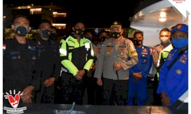 Tim-Gabungan-Berhasil-Padamkan-Kebakaran-Lahan-Savana-Cagar-Alam-Wae-Wu'ul