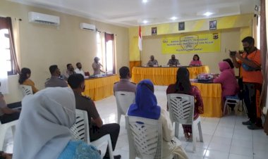 Wakapolres-Sumba-Barat-Pimpin-Sidang-BP4R-Kepada-Enam-Personel