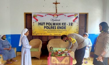 Dalam-Rangka-Hut-Polwan-Ke-72,-Polwan-Polres-Ende-Berbagi-Kasih-Dengan-Anak-Yatim