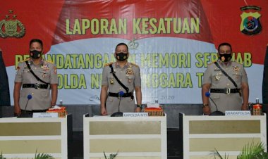 Hadiri-Laporan-Kesatuan-dan-Penandatanganan-Memori-Sertijab,-Kapolda-NTT-Ingatkan-Kapolres-Jajaran-Agar-Siap-Dalam-Pengamanan-Pilkada-2020