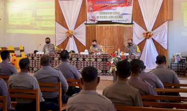 Tatap-Muka-Bersama-Anggota-Polres-Sabu-Raijua,-Kapolda-NTT-Harap-Anggota-Mengetahui-Karakteristik-Wilayah-dan-Cara-Bertindak