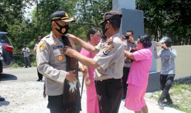 Kunjungan-Kerja-Perdana-Kapolres-Ende-Ke-Polsek-Jajaran