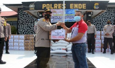 Peduli-Korban-Erupsi-Gunung-Ile-Lewotolok,-Polres-Ende-Salurkan-Bantuan