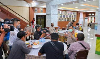 Kapolda-NTT--Apresiasi-Pelaksanaan-Tahapan-Pemungutan-Suara-Pilkada-Serentak-di-NTT-Aman-dan-Tertib-Sesuai-Prokes