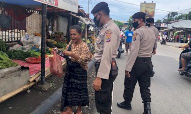 Polres-Ende-Gencar-Lakukan-Imbuan-Prokes-Pada-Masyarakat
