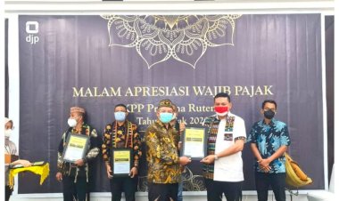 Sinergi-dalam-Optimalisasi-Penerimaan-Pajak,-Kapolres-Manggarai-Barat-Terima-Penghargaan