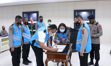 Kapolda-NTT-Tekankan-Seluruh-pihak-Kawal-dan-Awasi-agar-Penerimaan-Anggota-Polri-di-Polda-NTT-Berjalan-Dengan-Clear-And-Clean