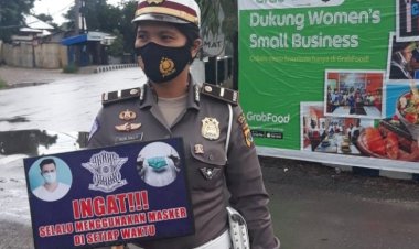 Satlantas-Polres-Kupang-Kota-Ingatkan-Masyarakat-Untuk-Selalu-Menggunakan-Masker-di-Setiap-Waktu