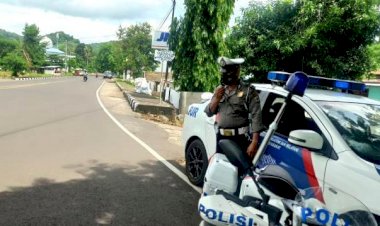 Giat-Rutin-Sat-Lantas,-Patroli-Hunting-Daerah-Rawan-Laka-dan-Pelanggaran