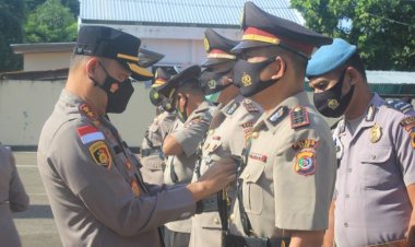 Kapolres-Belu-AKBP-Khairul-Saleh-Pimpin-Sertijab-Wakapolres,-Kasat-Binmas-dan-Kapolsek-Raimanuk