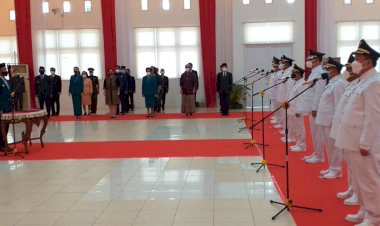 Personil-Polres-Kupang-Kota-Amankan-Pelantikan-Lima-Kepala-Daerah