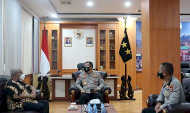 Kapolda-NTT-Sambut-Hangat-Silaturahmi-Irjen-Pol-(Purn)-Drs.-Y.-Jacki-Uly,-M.H.