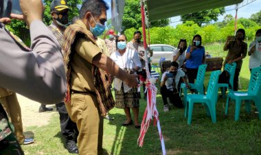 Kapolres-dan-Plh.-Bupati-Sabu-Raijua-Launching-Kampung-Tangguh-di-Desa-Raemedia