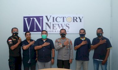 Jaga-Kemitraan-Dengan-Media,-Kabidhumas-Polda-NTT-Kunjungi-Kantor-Victory-News