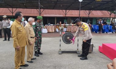 Serentak-Resmikan-Kampung-Tangguh-Nusantara,-Kapolres-Sumba-Barat-:-Polri-Selalu-Mendukung-Upaya-Dalam-Menghadapi-Pandemi-Covid-19