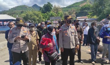 Kapolres-Alor-Dampingi-Kunjungan-Kerja-Menko-PMK-RI-dan-Menteri-Sosial-RI