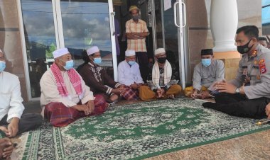Cegah-Penularan-Covid-19,-Kapolres-Alor-:-Sebelum-Sholat-Ied-Para-Jemaah-dan-Pengurus-Wajib-Rapied-Antigen