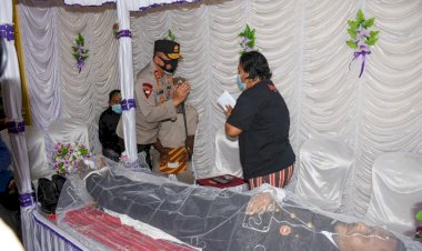 Kapolda-NTT-Ucapkan-Belasungkawa-Atas-Berpulangnya-Bripka-Umar-Mainatu