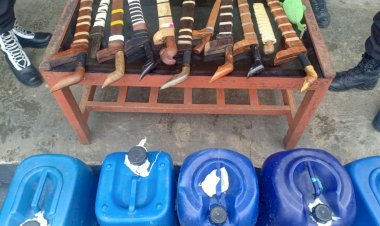 Gelar-Patroli-Gabungan-Keamanan,-Polisi-Berhasil-Amankan-Ratusan-Liter-Miras-dan-Belasan-Sejam-di-Wewewa-Barat