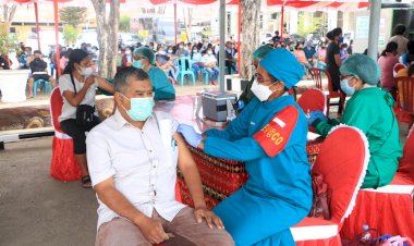 Sebanyak-23.802-Warga-di-NTT-Terlayani-Vaksin-oleh-Polda-NTT-dan-Polres-Jajaran