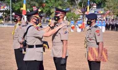 Kapolda-NTT-Lantik-224-Bintara-Polri-Lulusan-SPN-Polda-NTT