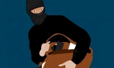 Lima-Orang-Pelaku-Pencurian-di-Maumere-Berhasil-Diamankan-Jajaran-Polda-NTT