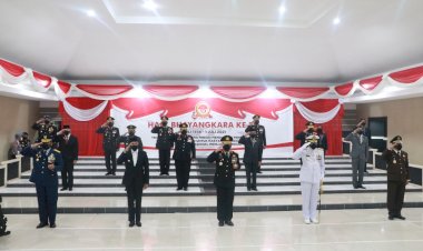 Kapolda-NTT-dan-Forkopimda-Ikuti-Upacara-Peringatan-Hari-Bhayangkara-ke-75-Secara-Virtual