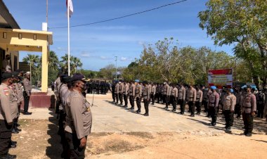 Pimpin-Apel-Kesiapan-Pengamanan-PSU,-Kapolres-Sabu-Raijua-Ingatkan-Pentingnya-Prokes
