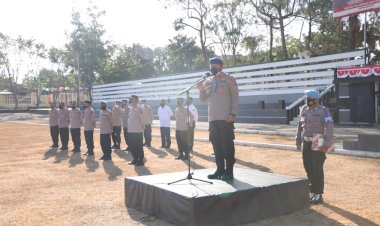 Pimpin-Apel-Pagi,-Dirpolair-Polda-NTT-Tekankan-Optimalkan-Pencegahan-Covid-19