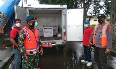 “Vaksin-Sinovac-Tiba-Di-Sikka”-Aparat-TNI-Polri-dan-Instansi-Terkait-Kawal-Ketat