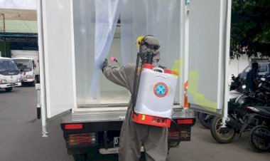 3.640-Vaksin-Jenis-Sinovac-Tiba-di-Kupang,-Personel-Kimia,-Biologi-dan-Radioaktif-(KBR)-Satbrimobda-NTT-Lakukan-Sterilisasi