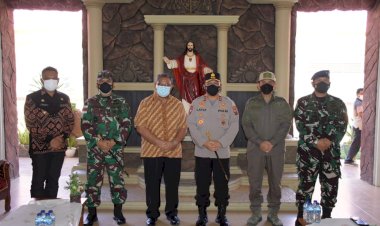 Kunjungi-Uskup-Maumere,-Kapolda-NTT-Ajak-Pihak-Gereja-Turut-Serta-Menekan-Penyebaran-Covid-19