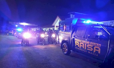 Ditsamapta-Polda-NTT-Berikan-Teguran-Tegas-Namun-Humanis-saat-Lakukan-Patroli-PPKM-level-IV-di-Kota-Kupang