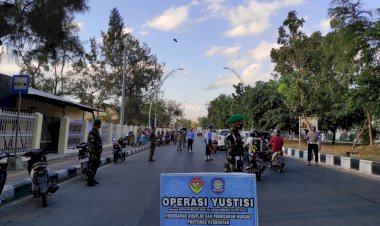 TNI-Polri-dan-Pol-PP-NTT-Gelar-Operasi-Yustisi-Gabungan-Beri-Imbauan-Kesadaran-Patuhi-Prokes-di-Kota-Kupang