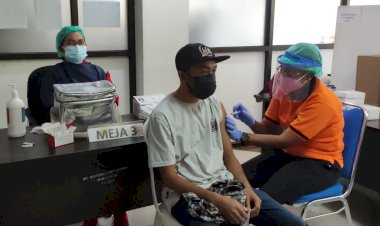 Rev@co-Biddokes-Polda-NTT-Selenggarakan-Vaksin-Tahap-II-di-Dispenda-Kota-Kupang