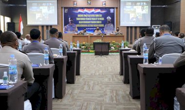 Jadi-Narasumber-pada-Rakernis-Fungsi-Lantas-Polda-NTT-Tahun-2021,-Menteri-Pariwisata-dan-Ekonomi-Kreatif-:-Menang-Melawan-Covid-19,-Together-With-Polda-NTT,-Yes-We-Can-do-It